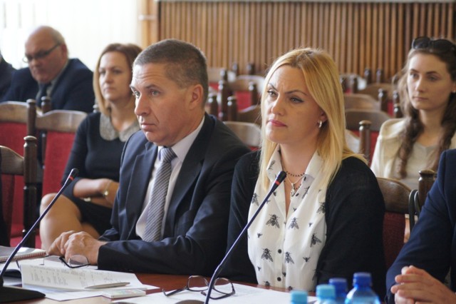 Na sesji rady miasta Radomska o Warszycu, ul. Protazego i spółdzielni socjalnej
