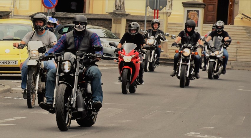 Zlot Motocyklowy Hanysy 2019: parada ulicami Pszowa