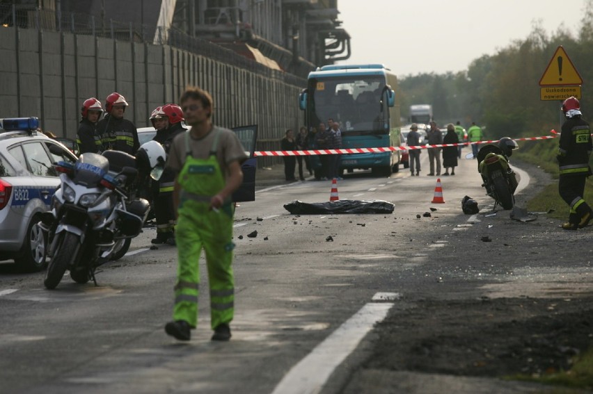 Śmiertelny wypadek na ulicy Złotoryjskiej w Legnicy (ZDJĘCIA)