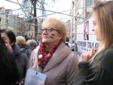 Strajk kobiet Jelenia Góra. Solidarnie na placu Ratuszowym w walce o prawa kobiet (FILM + FOTO)