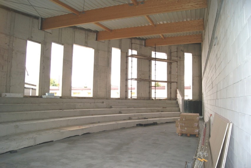 Budowa sali sportowej w Gizałkach idzie zgodnie z planem