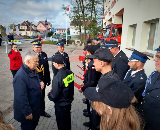 Dostali pieniądze dla ponad 50 jednostek strażackich w trzech powiatach: bytowskim, chojnickim, człuchowskim