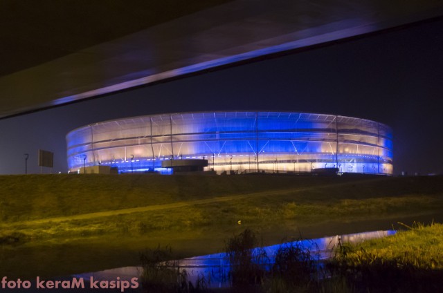 Wczoraj, 3 grudnia, Stadion Miejski we Wrocławiu zabłysnął na ...