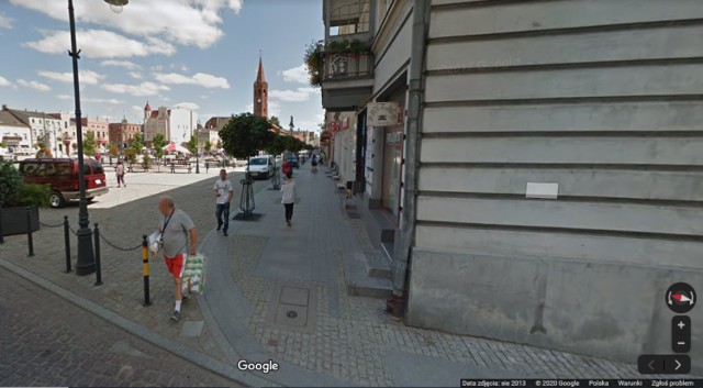 W Wąbrzeźnie zdjęcia do Google Street View były robione w 2013 r. i 2012 r. Choć program automatycznie zamazuje ludzkie twarze, można rozpoznać na nich siebie lub znajomych. Czy ktoś z was został przyłapany w Wąbrzeźnie przez kamerę Google'a? Sprawdźcie!