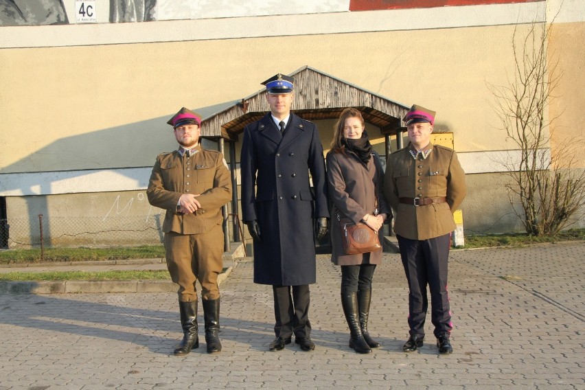 Otwarcie patriotycznego muralu przedstawiającego postać...