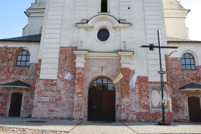 Remont kościoła św. Jadwigi Śląskiej w dolnej części Krosna...