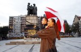 Pamiętacie legnicki plac Słowiański z pomnikiem Braterstwa Broni?