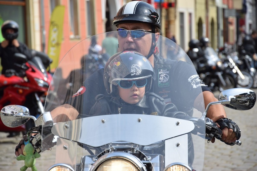 Inwazja motocykli w Świdnicy(ZDJĘCIA)