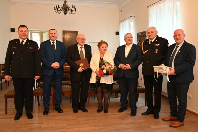 Tytuł Honorowego Obywatela Miasta Łęczyca Radni Miejscy nadali poprzez uchwałę, podjętą w dniu 25 lutego 2020 roku. Wnioskodawcą nadania honorowego obywatelstwa był Krzysztof Graczyk.