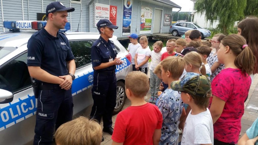 Policja w Chodzieży prowadzi działania związane z bezpieczeństwem w czasie wakacji