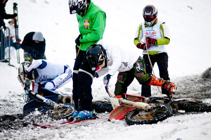 Pierwsze zawody w skijoeringu (ZDJĘCIA)