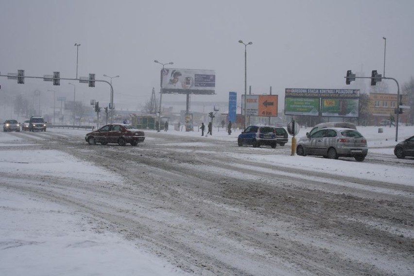 Śnieżyca w Sosnowcu. A jakie warunki panują na drogach?