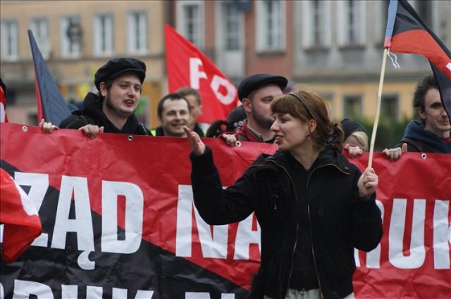 Marsz Koalicji 1 Maja we Wrocławiu. Przeciwko wyzyskowi pracowników [zdjęcia]