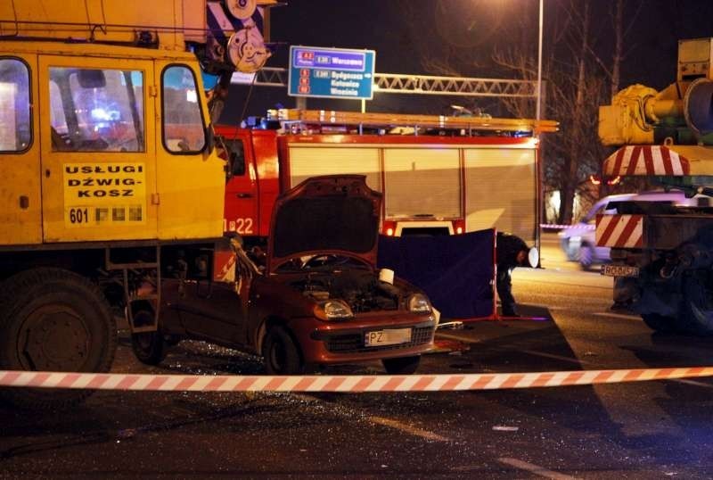 Poznań: Śmiertelny wypadek na ulicy Hlonda [ZDJĘCIA]