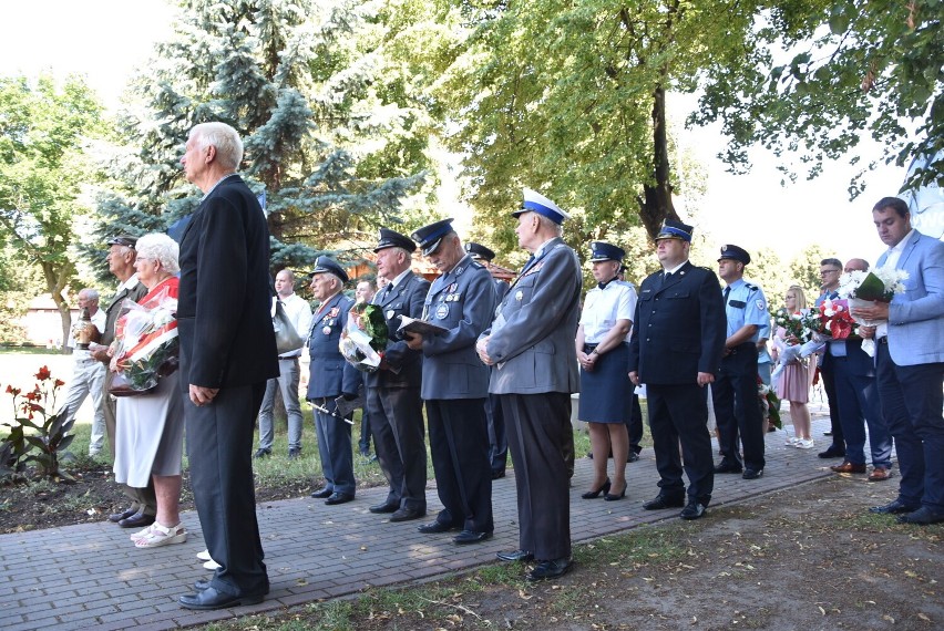 Malbork. 101 rocznica plebiscytu na ziemi malborskiej. Obchody przy pomniku działaczy plebiscytowych