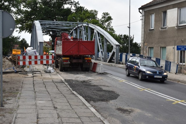 Remont mostu Elizy w Krośnie Odrzańskim na początku września.