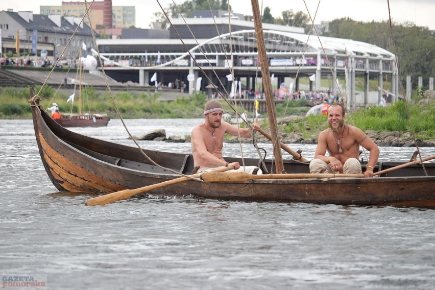 Festiwal Wisły we Włocławku - parada łodzi