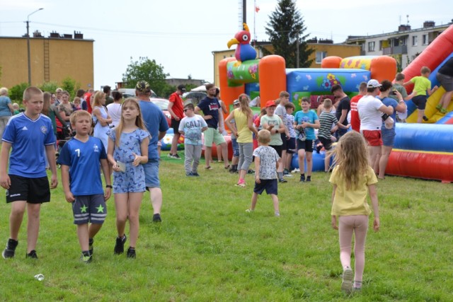 Miejsko-gminny Dzień Dziecka 2022 w Wiosce. Bawiły się wszystkie dzieci z gminy Skępe