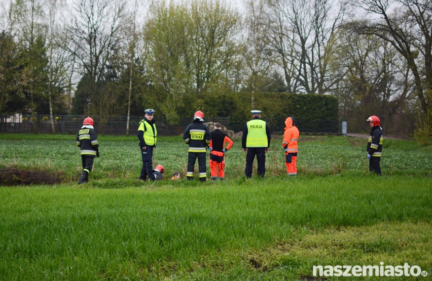 Ciało mężczyzny znaleziono w Gaci pod Grudziądzem [wideo, zdjęcia]