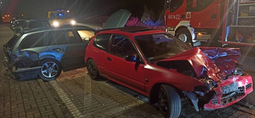 Zderzenie dwóch samochodów na ul. Budowlanych w Grudziądzu