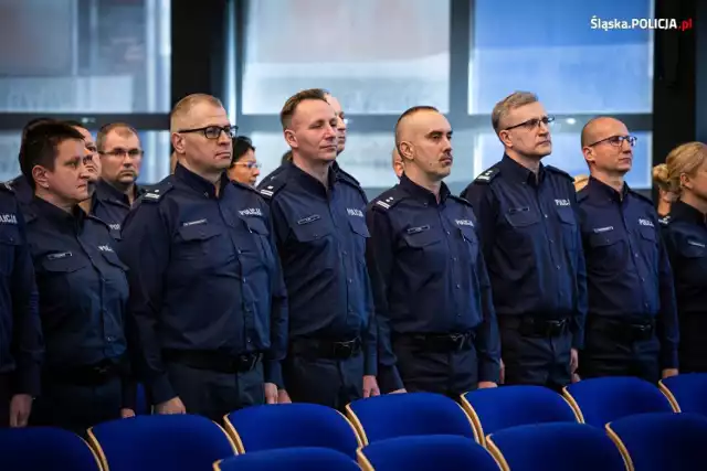 Podinsp. Agata Głowacka (pierwsza z lewej) została nowym I zastępcą Komendanta Miejskiego Policji w Żorach
