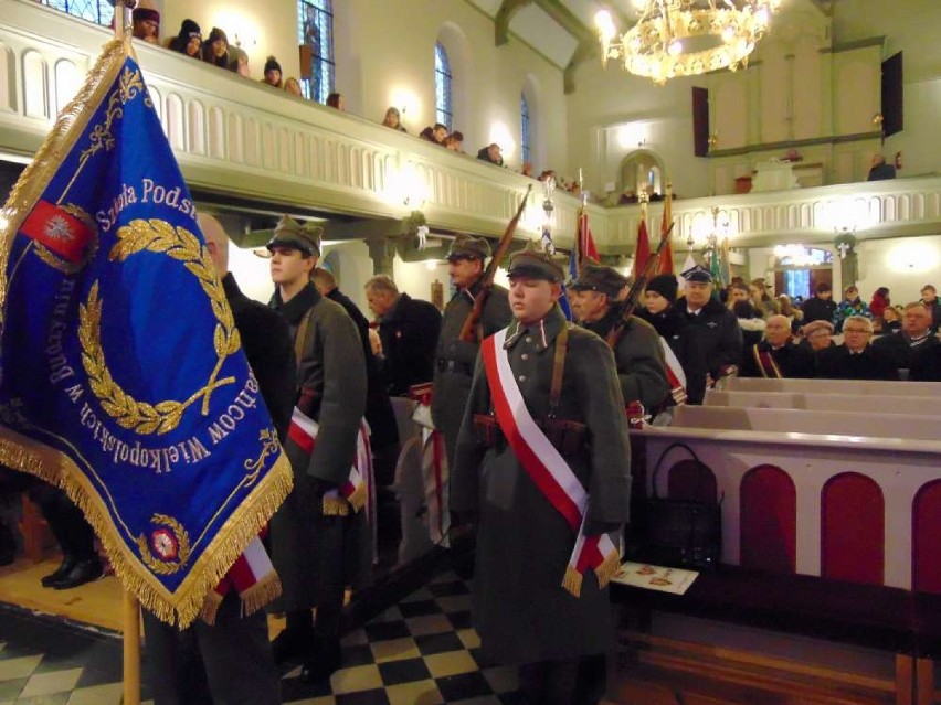 Wręczenie sztandaru Szkole w Budzyniu