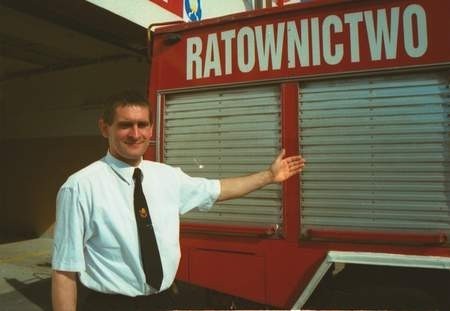 Roman Kosiecki, na czele, poświęcił straży pożarnej ponad 22 lata swojego życia.
