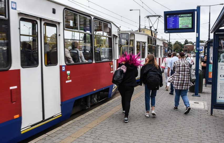 Ponadto, do obsługi linii tramwajowych nr 1 i 2 skierowaną...