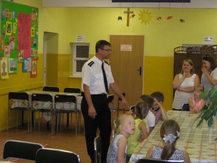 Policja w Rybniku: uczyli dzieciaki, jak bezpiecznie spędzić...