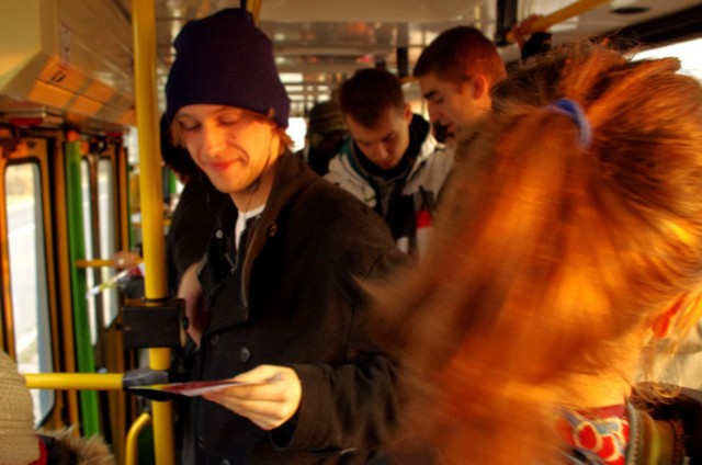 Takie hasło mogą usłyszeć poznaniacy w autobusach i tramwajach. ...