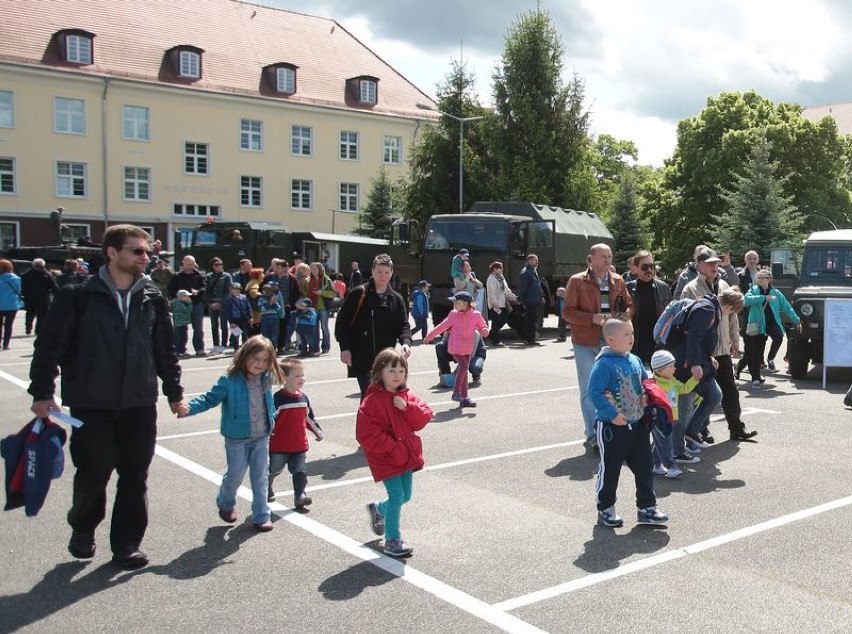Koszary NATO otwarte dla mieszkańców Szczecina [wideo, zdjęcia]