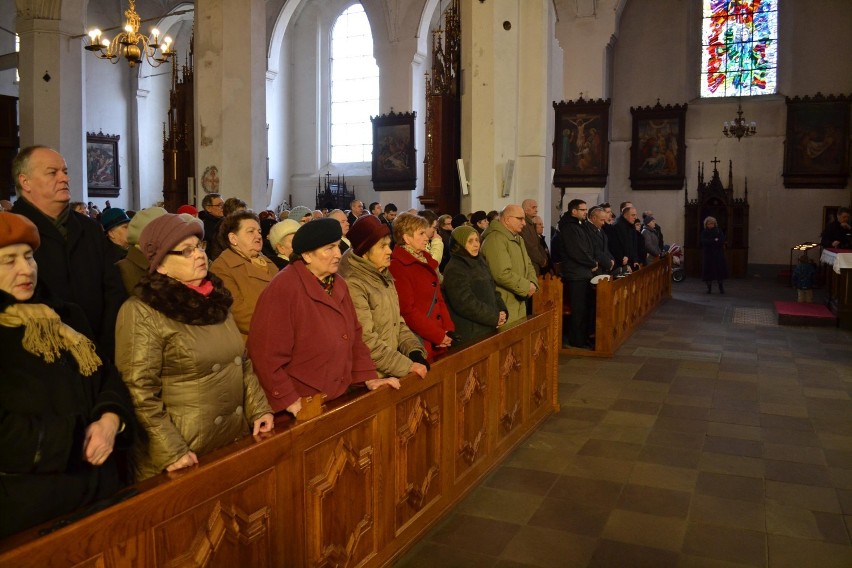 Dzień Żołnierzy Wyklętych 2015 w Malborku [ZDJĘCIA]. Mieszkańcy złożyli hołd niezłomnym