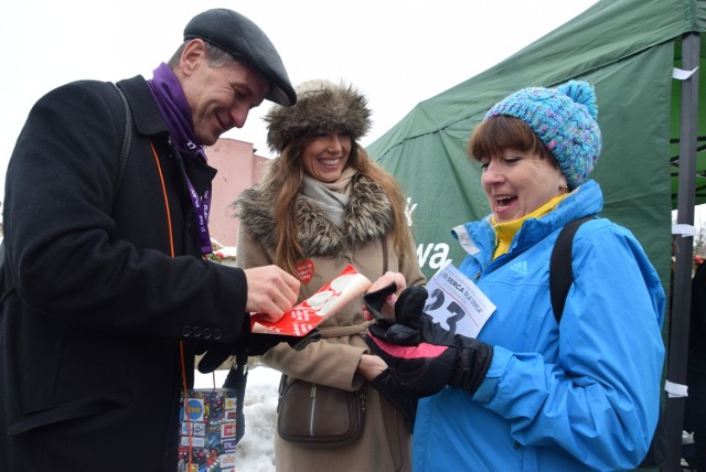 Burmistrz Stanisław Piechula był wolontariuszem WOŚP 2019 w Mikołowie