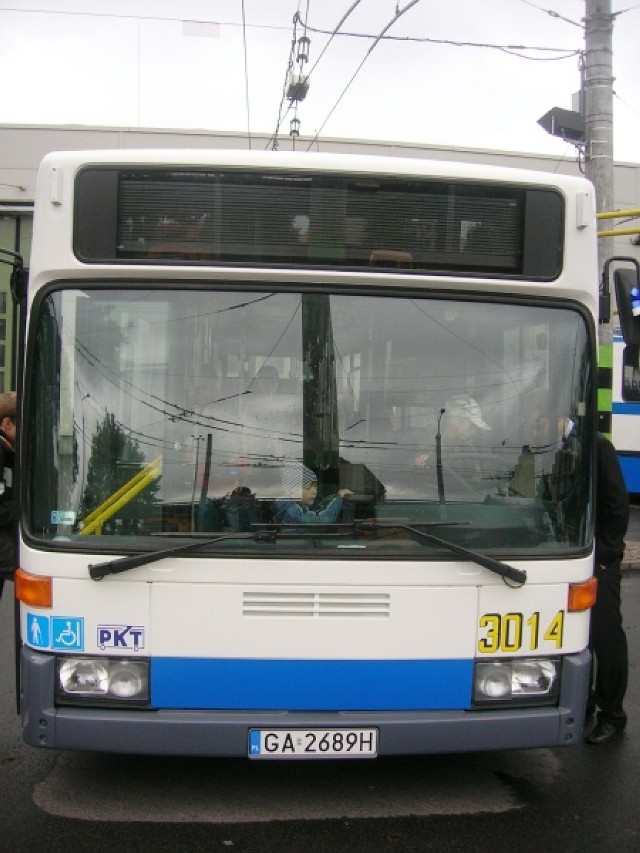 Zmiany w rozkładzie jazdy autobusów 111,120 i N11