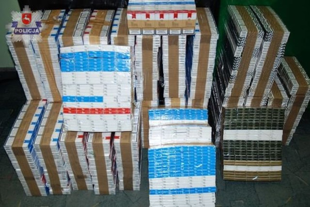 Ryki: Wiózł w aucie ponad 4,5 tys paczek papierosów z przemytu