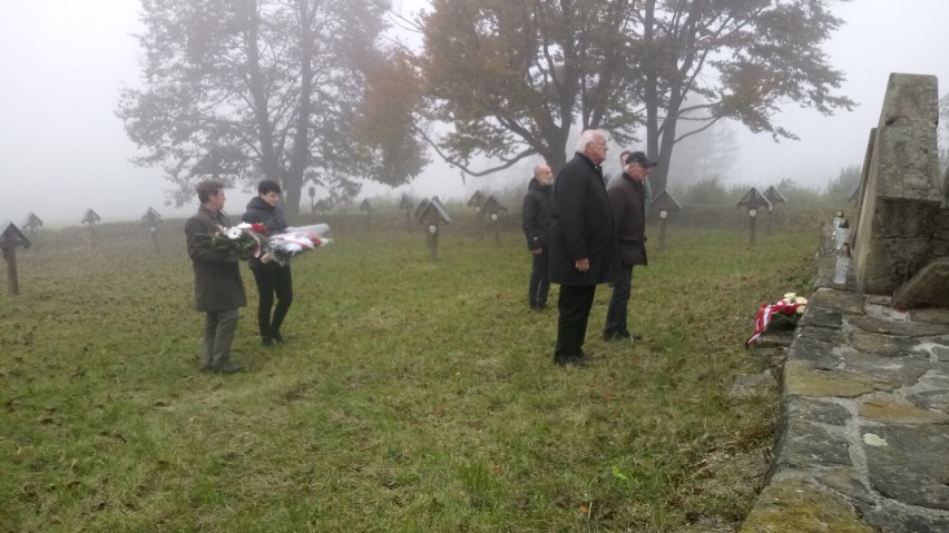 Delegacja Austriackiego Czarnego Krzyża odwiedziła cmentarze...
