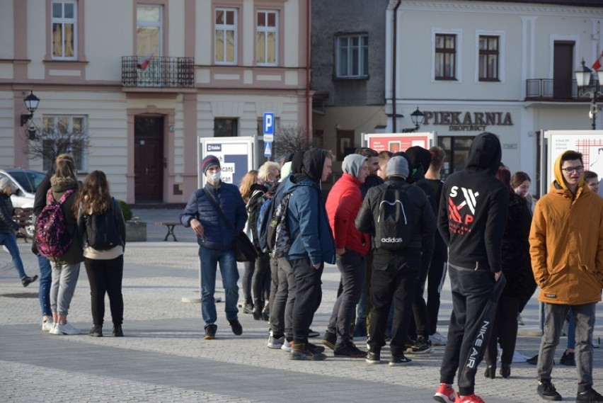 Polscy Amerykanie/Amerykańscy Polacy. Historyczna wystawa na rynku w Pilźnie