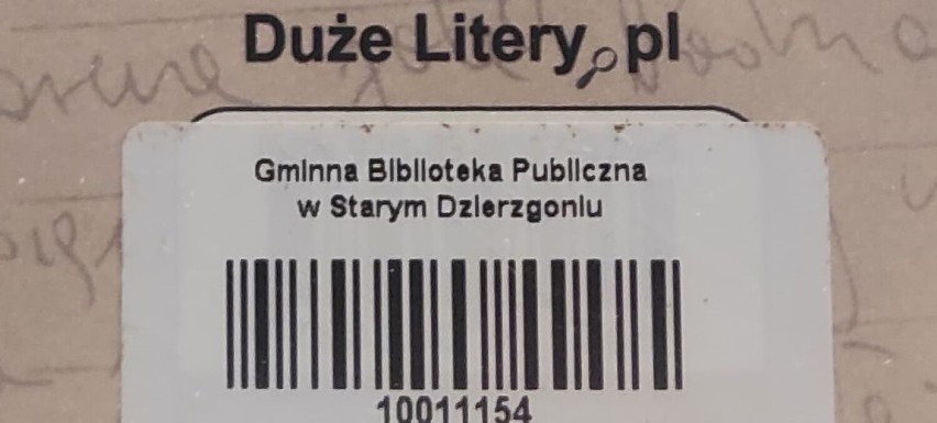 Wielkie Litery w bibliotece w Starym Dzierzgoniu. Przeczytasz książkę bez problemów!