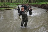 Uczniowie z Kędzierzyna-Koźla trenują jak żołnierze służb specjalnych. Zobacz zdjęcia z obozu szkoleniowego