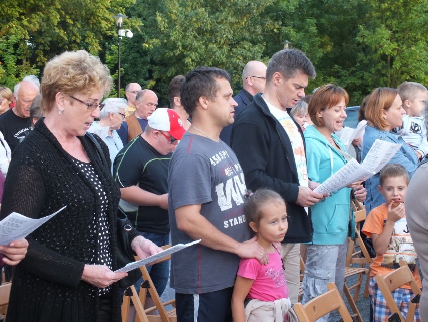 Kraśnik: W parku Jana Pawła II zorganizowano "Powstańcze śpiewanie" (ZDJĘCIA, WIDEO)