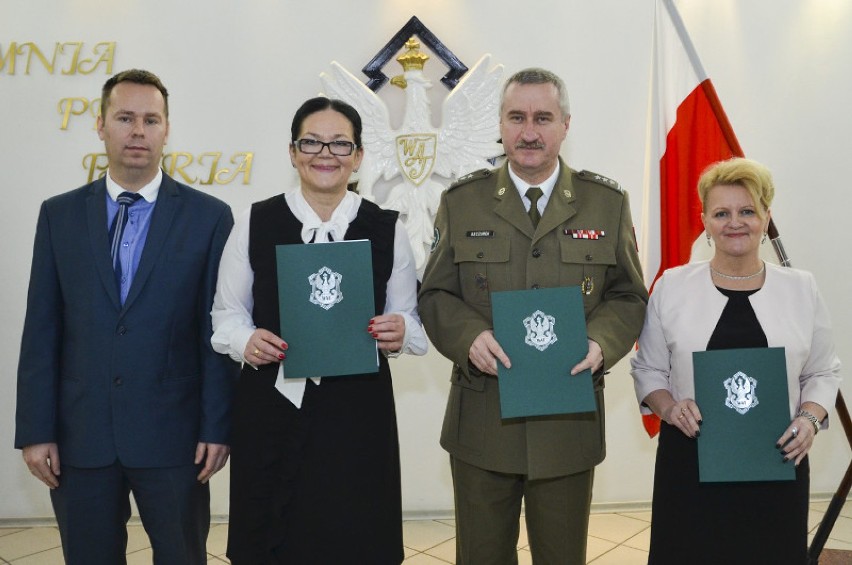 Pleszewskie liceum podpisało porozumienie o współpracy z Wojskową Akademią Techniczną