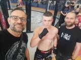 Uczeń kaliskiego Kopernika na podium Pucharu Polski Amatorskiej Ligi MMA ZDJĘCIA