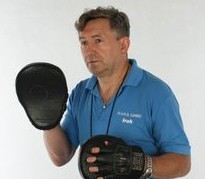 RENEUSZ PRZYWARA - wieloletni trener bokserski, obecnie GUKS...