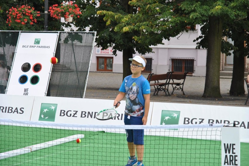 Dzieciaki do rakiet: najmłodsi poznawali tajniki gry w...