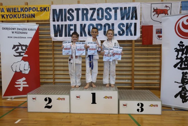 Zduńskowolski Klub Karate Kyokushin wrócił z medalami z Mistrzostw Wielkopolski