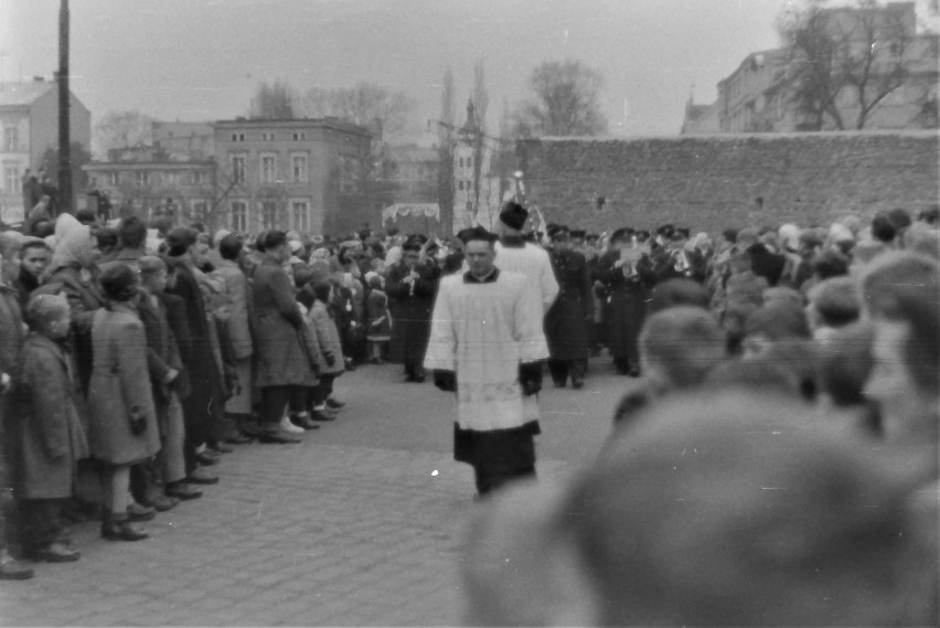 Zdjęcia zostały zrobione 7 września 1958.