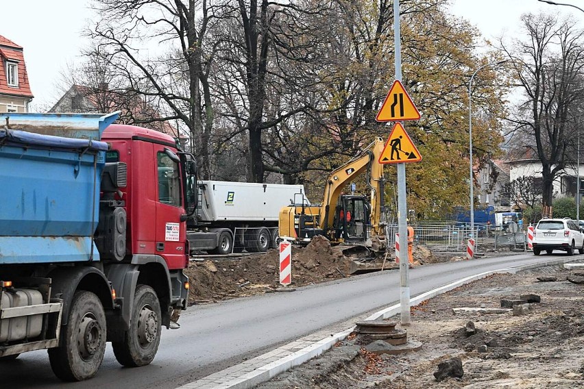 Prace na ulicy 1 Maja w Wałbrzychu