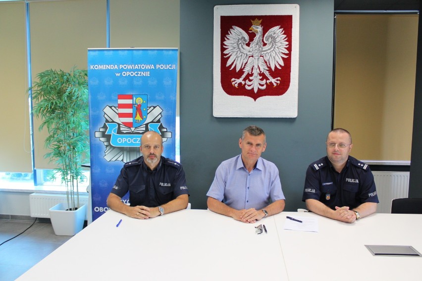 Dodatkowe patrole policji na terenie miasta i gminy Drzewica