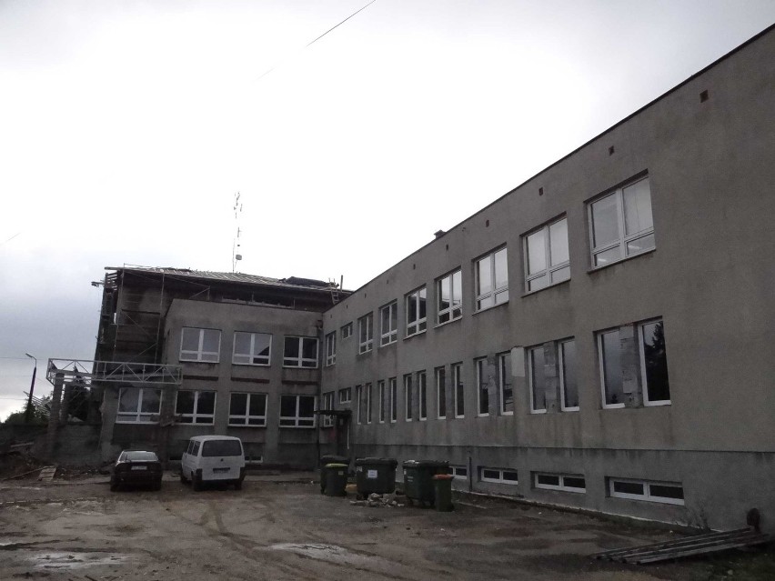 Remont gimnazjum w Pajęcznie potrwa do 2014 roku