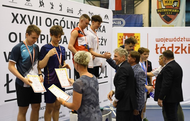 Olimpiada młodzieży w badmintona - Piotrków 2021. Dwa medale dla Maksymiliana Danielaka z Piotrkowa